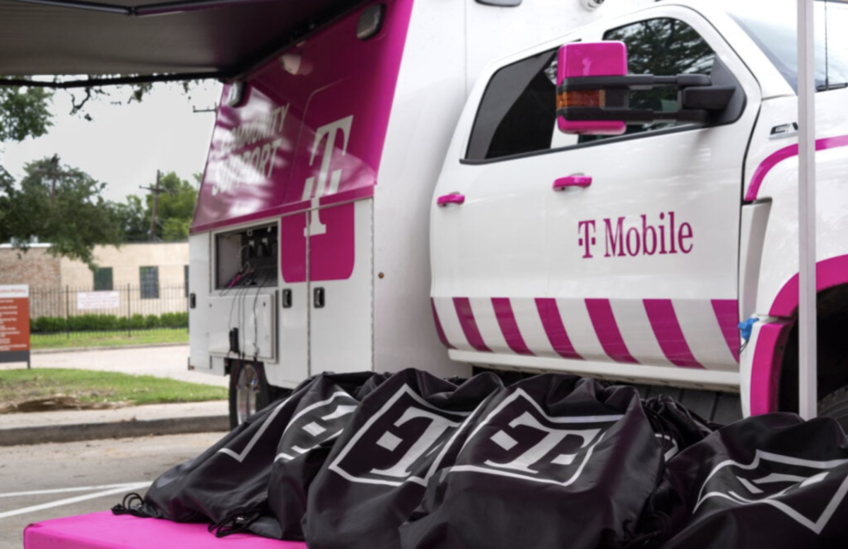 T‑Mobile Stands Prepared as Wildfires Impact Southern Cal